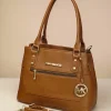 Michael Kors Leather Handbag in black