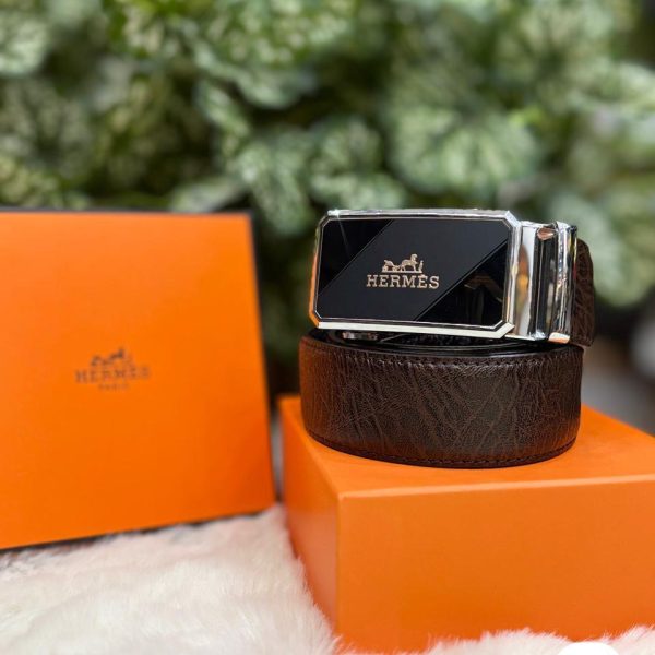 hermes_belt_square2.jpg Hermès Premium Leather Belt – Signature Edition
