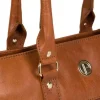 photo_2025-11-22_14-00-25_7.jpg PURE LUXURIES LONDON Women 'Poppy' Leather Handbag in black