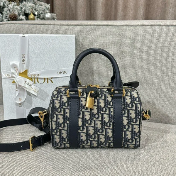 photo_2025-11-22_14-00-38_2.jpg Christian Dior Oblique Nano Groove 17 Bag Blue front view