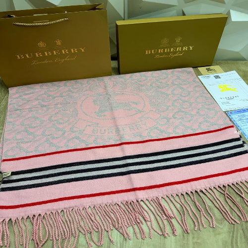photo_2025-12-12_12-58-13_4.jpg BURBERRY Semi-Woollen Stole – Luxury BB Initial Edition