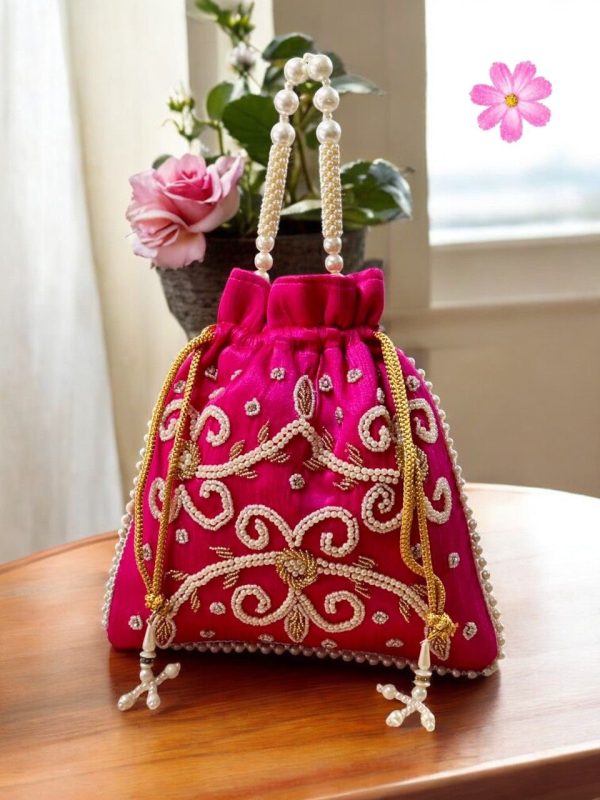 photo_2025-12-15_16-40-36_4.jpg Luxory Royal Pearl Embroidered Potli Bag