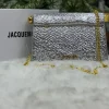 photo_2025-12-20_17-16-20_2.jpg Jacquemus Clutch cum Sling Bag in beige