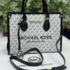 Michael Kors Tote Bag in black leather