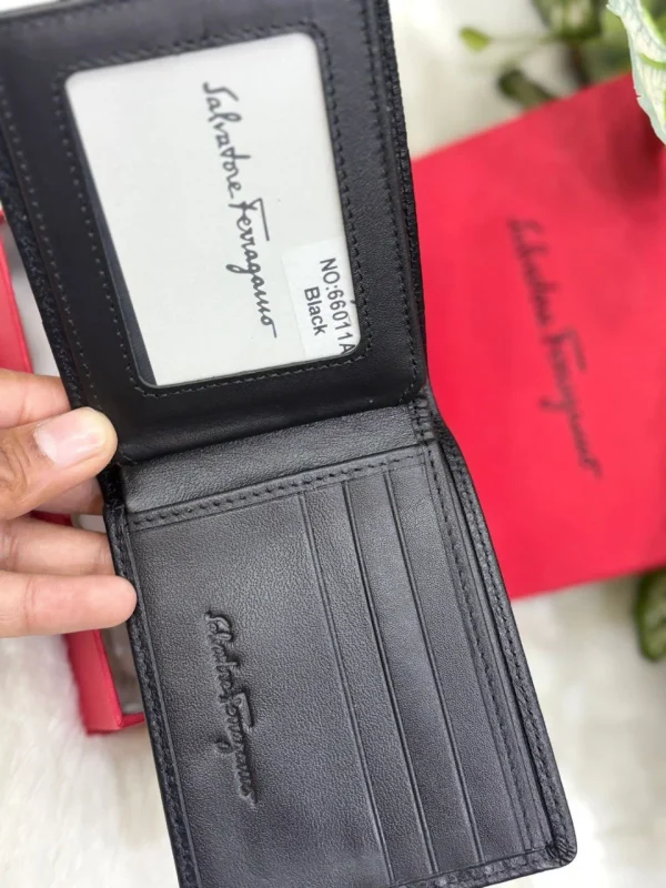 Salvatore Ferragamo Men's Leather Wallet in black