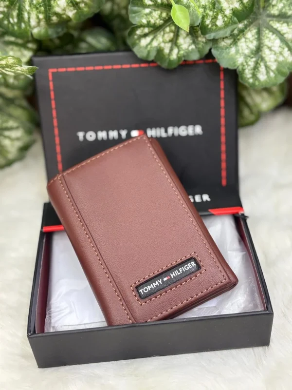 Tommy Hilfiger Luxury Wallet front view